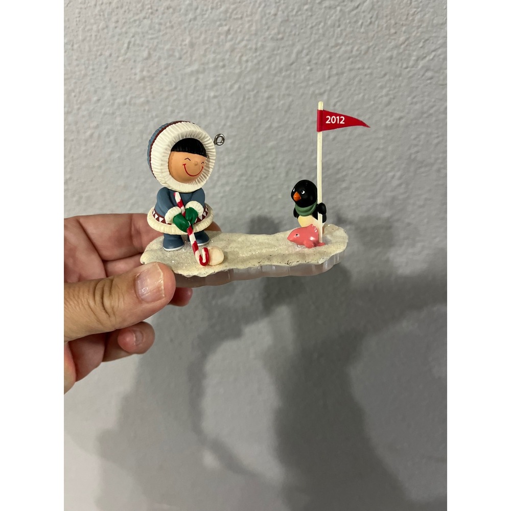 Hallmark Keepsake Frosty Friends 2012 Ornament‎ Eskimo Penguin Ice 33rd Series